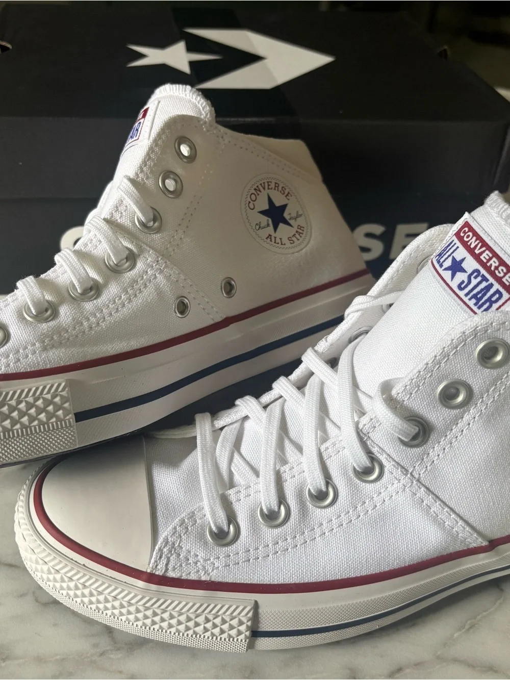Converse White Mid-Top Sneakers with Blue Star and Red Stripe - Picture 4 of 6